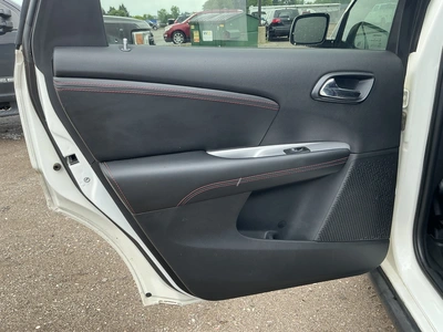 USED 2015 DODGE JOURNEY