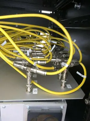 KEITHLEY 707A SWITCHING MATRIX WITH 7072 SEMICONDUCTOR MATRIX CARD plug ins