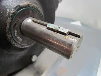 Von Ruden 110-382 G 1:2 Ratio Right Angle Double Shaft Gear Box Speed Reducer