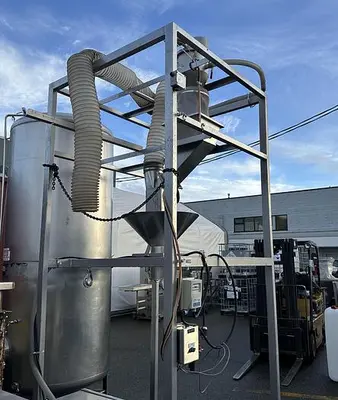 Vac-U-Max Vacuum Loader
