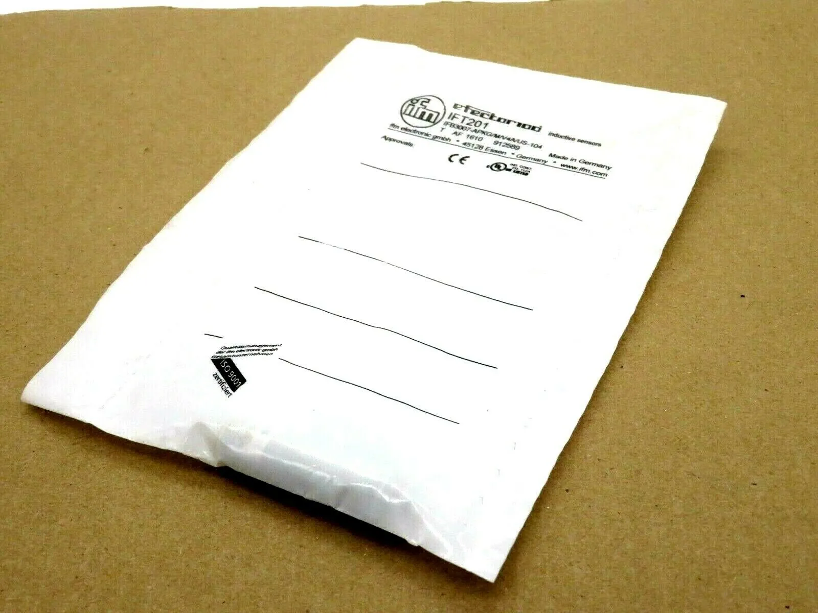 NEW EFECTOR IFB3007-APKG/M/V4A/US-104-IFT201 SENSOR IFB3007APKGMV4AUS104IFT201