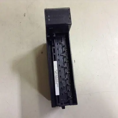 USED GE FANUC IC693MDL730E