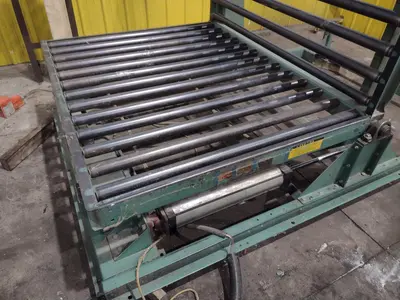 60" x 48" ROACH PNEUMATIC LIFT & TILT UPENDER / TABLE WITH ROLLER CONVEYOR : YOBRO #24710
