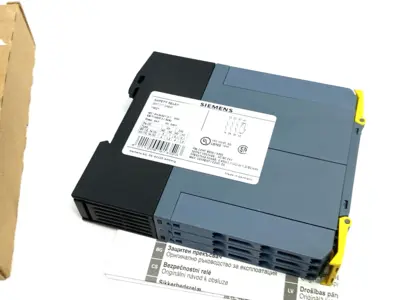 USED SIEMENS SIRIUS SAFETY RELAY BASIC, RELAY ENABLING CIRCUITS 3 NO