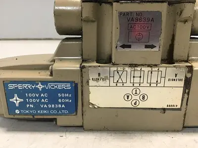 USED VICKERS DG4V30CPLT10JAS310