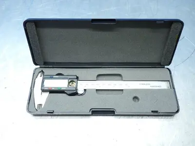 Used _UNKNOWN_ _UNKNOWN_ Digital Calipers Ohio US | HGR 24 #941868