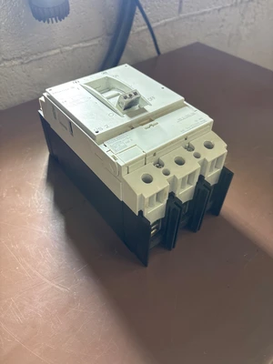 Used MOELLER NS-2-250-NA Circuit Breakers Illinois US | Aucto #1322442