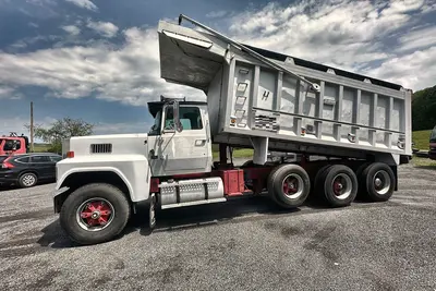 Used 1987 FORD LTL9000 Dump trucks Louisiana US | Proxy Equipment #1378114