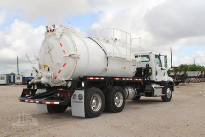 Used 2018 FREIGHTLINER 114SD Septic/Sewer/Vacuum Trucks Texas US | Roll Off Truck World #1491812