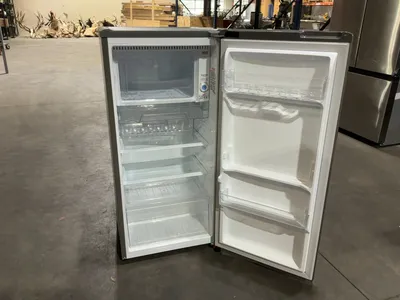 Used LG LRONC0605V Refrigerators Michigan US | Miedema Asset Management Group #1320875