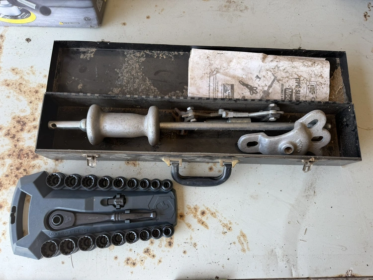 Used _UNKNOWN_ _UNKNOWN_ Internal bearing puller kits Michigan US | Miedema Asset Management Group #1313625