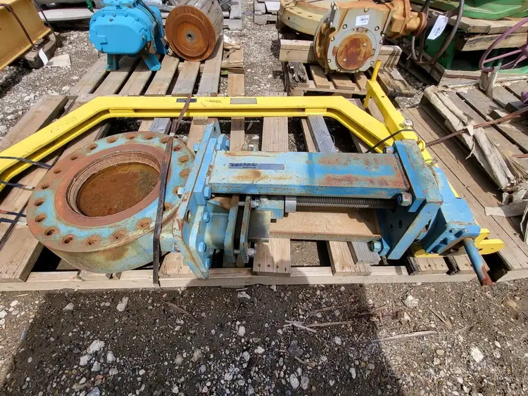 Used DEZURIK 9498347-001 Valves/Fittings British Columbia CA | Lenmark #255849