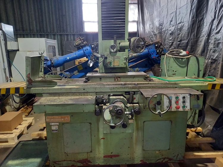 Used TOS BPH 320 A Reciprocating Surface Grinders CZ | Amaron s.r.o. #1056640