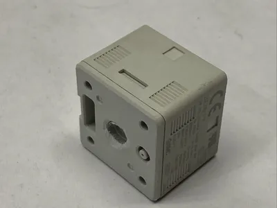 USED SMC SMC ZSE20B-Y-P 3-SCREEN