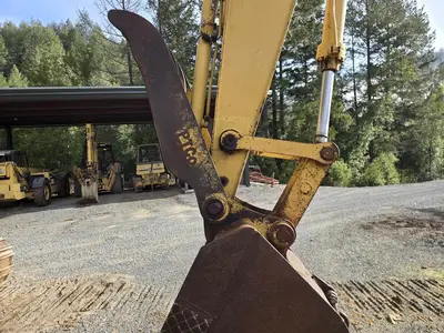 USED 1996 CATERPILLAR 325L