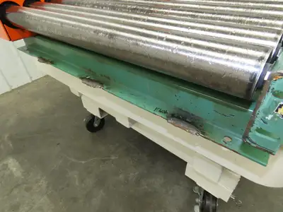 Used ROACH _UNKNOWN_ Roller Conveyors Indiana US | Arrow Industrial #609853