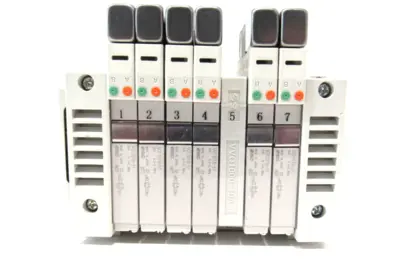 NEW SMC VV5Q11-07-DAL01092 MANIFOLD W/ VQ1401N-51,VQ1301N-51, VQ1201N-51