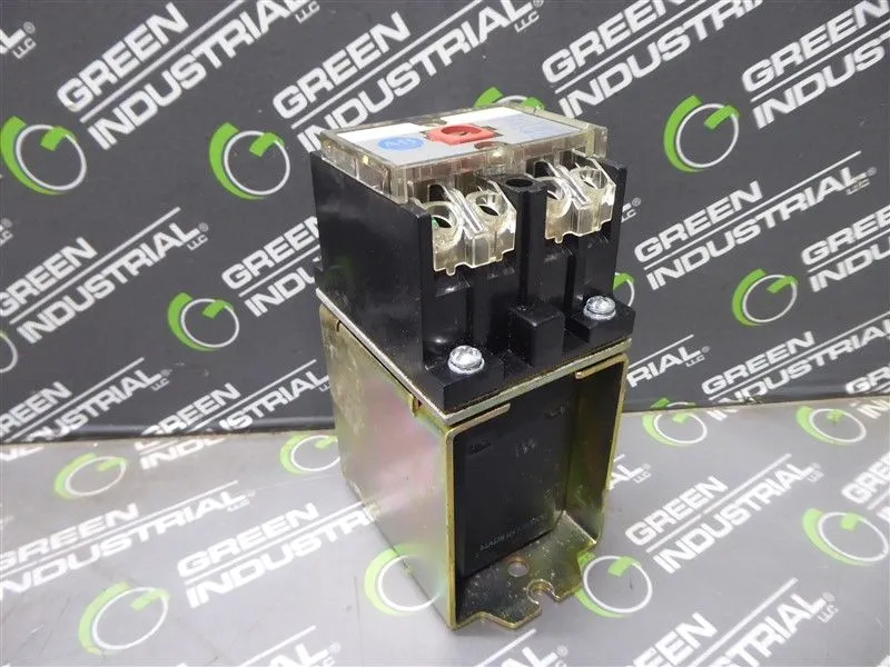 Allen Bradley 700DC-P400Z24 DC Relay Module Series D Used