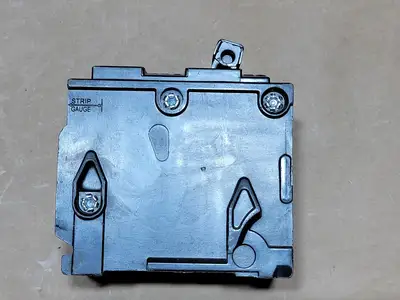 Used SIEMENS Q220 Switchgears British Columbia CA | Lenmark #835715