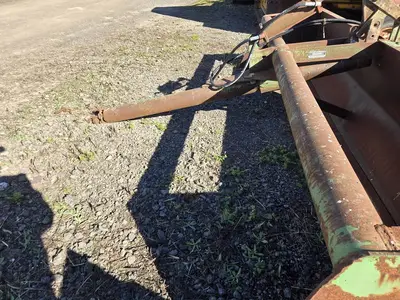 USED 1988 JOHN DEERE 12RL-05