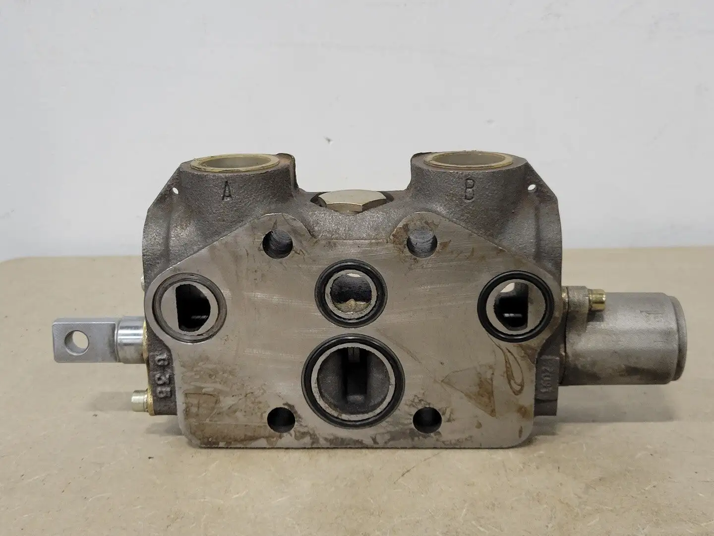 Hydraulic Section Valve G35, 1602, P01A
