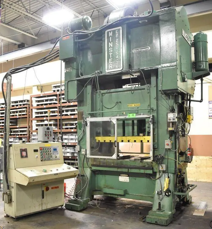 Used MINSTER E2 250 TON "HEVISTAMPER" SSDC Straight Side Presses | D & D Industries #438575