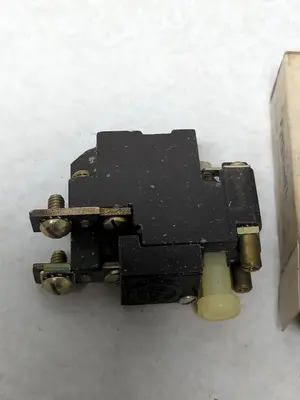 New | in-Stock CLARK 7323 Miscellaneous Equipment (Electrical & Power) | Surplus Asset Holdings #1196257