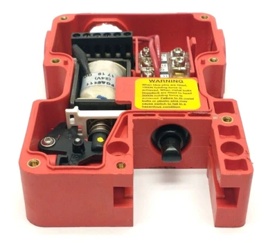USED ALLEN-BRADLEY ALLEN BRADLEY GUARDMASTER 440G-T27183 SER E