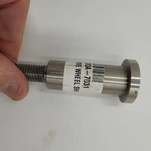 Used CRYOVAC DRIVE WHEEL SHAFT 2070A-7031    /  241G Shafts | ND Industrial Surplus #1226551