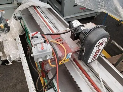Lakewood Clamshell Filler