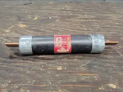 USED BUSSMANN FRS-70