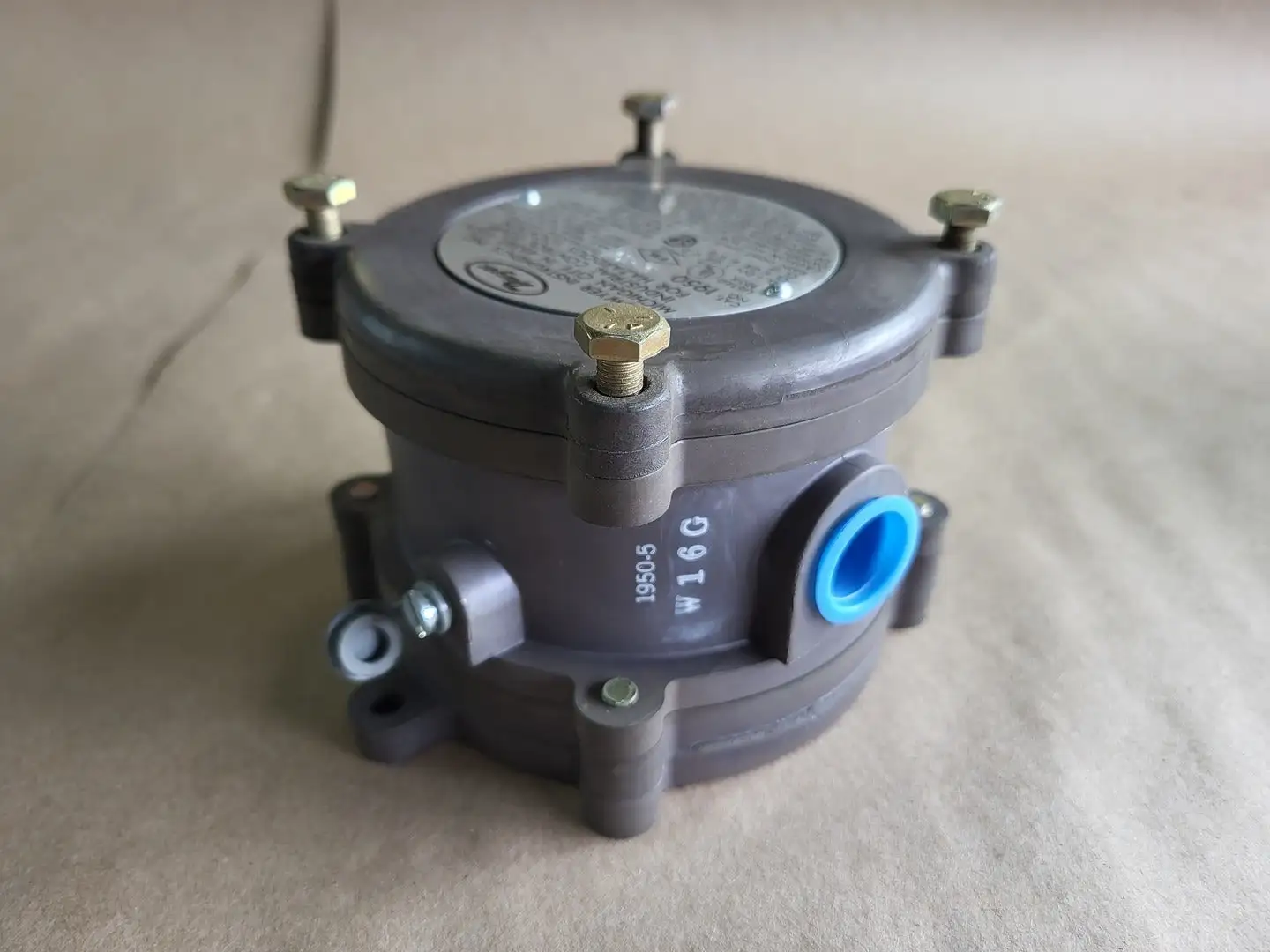 New | in-Stock DWYER INSTRUMENTS 1950-5-2F Switchgears British Columbia CA | Lenmark #240689
