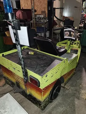 USED CUSHMAN TUG
