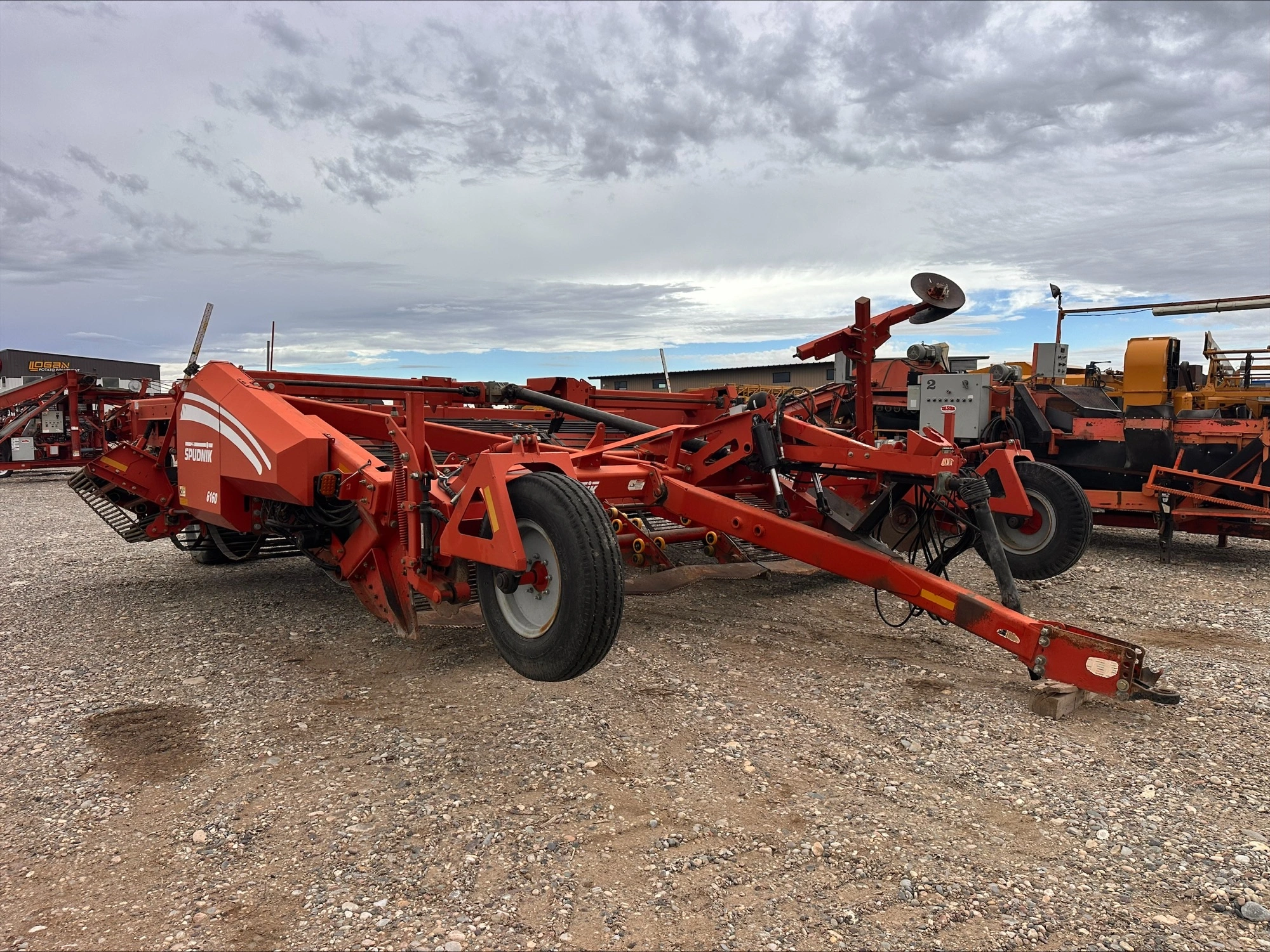 Used _UNKNOWN_ _UNKNOWN_ Windrowers/Swathers Idaho US | Tri-Steel Manufacturing #1557075