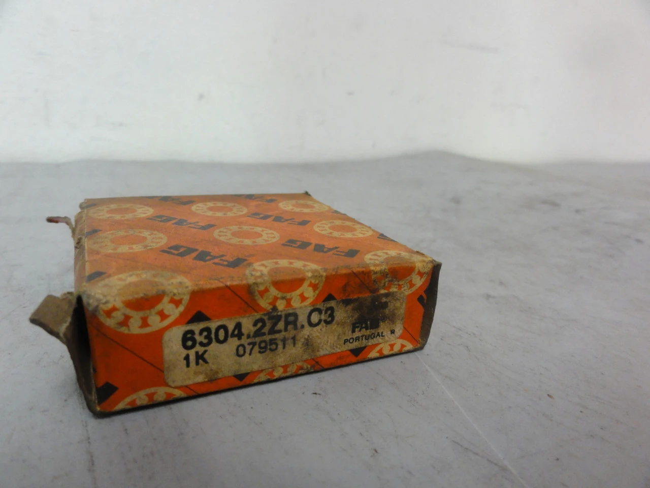 NEW FAG 6304.2ZR.C3
