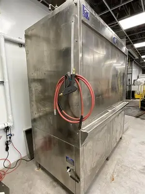 LVO model FL36ET SS Tray Washer