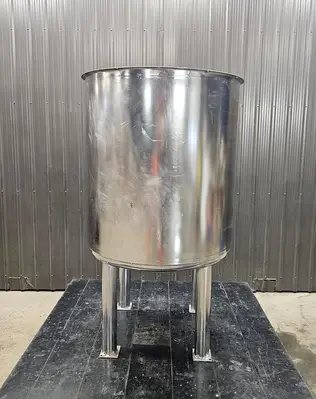 Used 275 Gallon Tank, 304 Stainless Steel