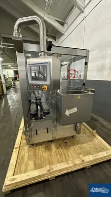USED Capmatic Capmatic Bottle Filling Line