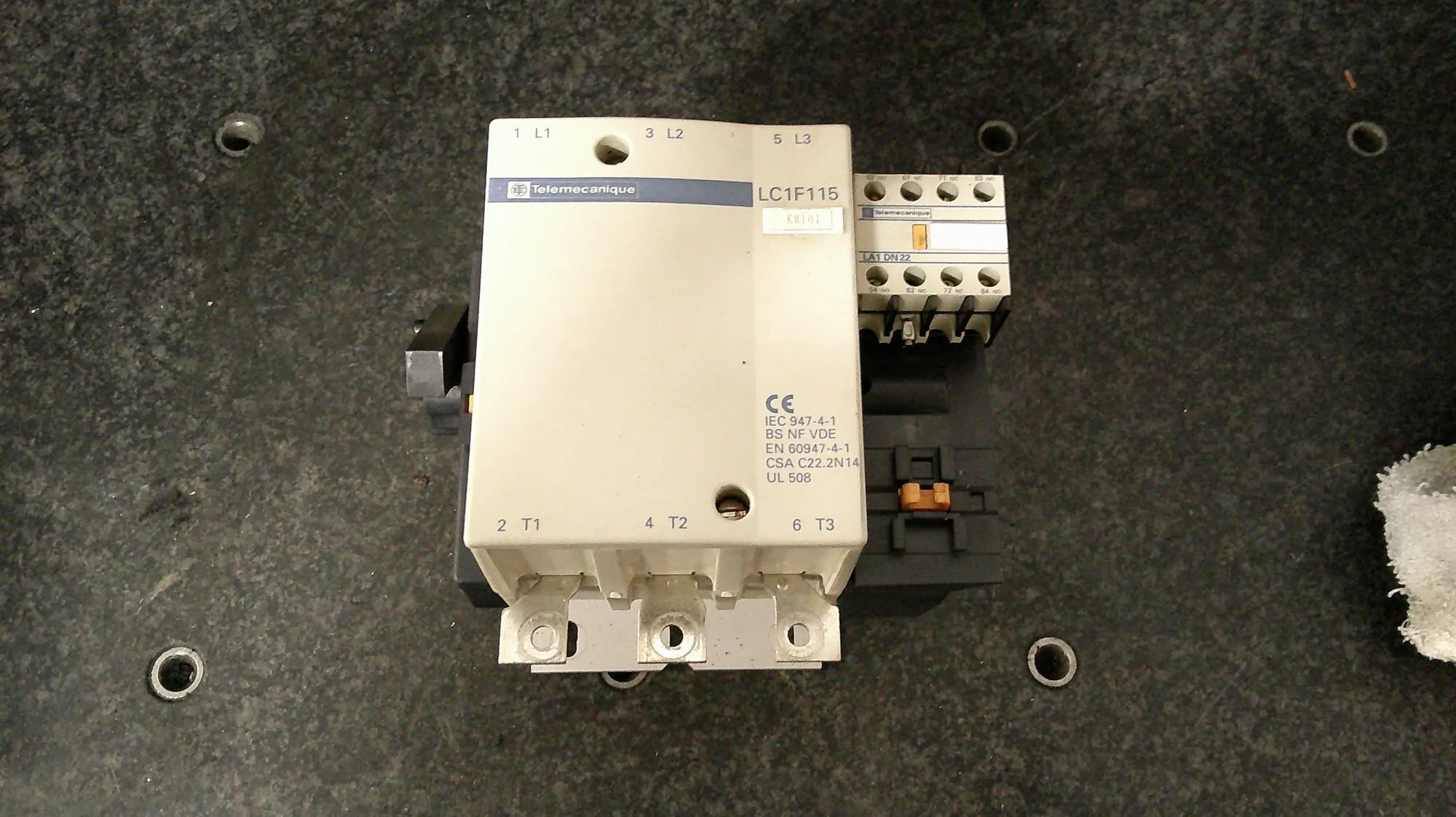 USED TELEMECANIQUE LC1F115