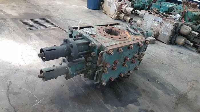 Used SHAFFER 7 1/16" 3M DOUBLE RAM BOP Accumulators Saskatchewan CA | Chad Equipment #466918