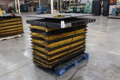USED AUTOQUIP Scissor Lifters