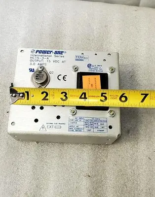 POWER ONE INTERNATIONAL SERIES HC15-3-A