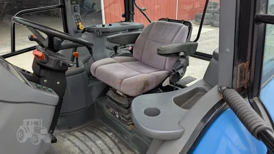 USED 1998 NEW HOLLAND TS100