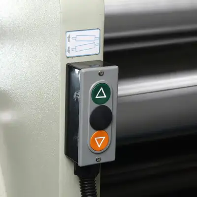 New | in-Stock BAILEIGH INDUSTRIAL PR-403 Plate Bending Rolls including Pinch British Columbia CA | Lenmark #276669