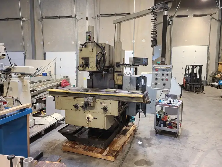 Used 1982 HECKERT FQS 400 Vertical Mills British Columbia CA | Lenmark #274419