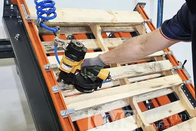 USED 2022 PNEUMATICO PT-1900 PALLET NAILER