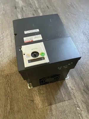 ATV312HU55N4 Variator Speed 5,5 Kw 7,5HP 232W 380-500V 3 Phase @2A