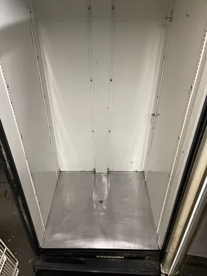 174-0061 True GDM-26 Single Glass Door Self Contained Cooler