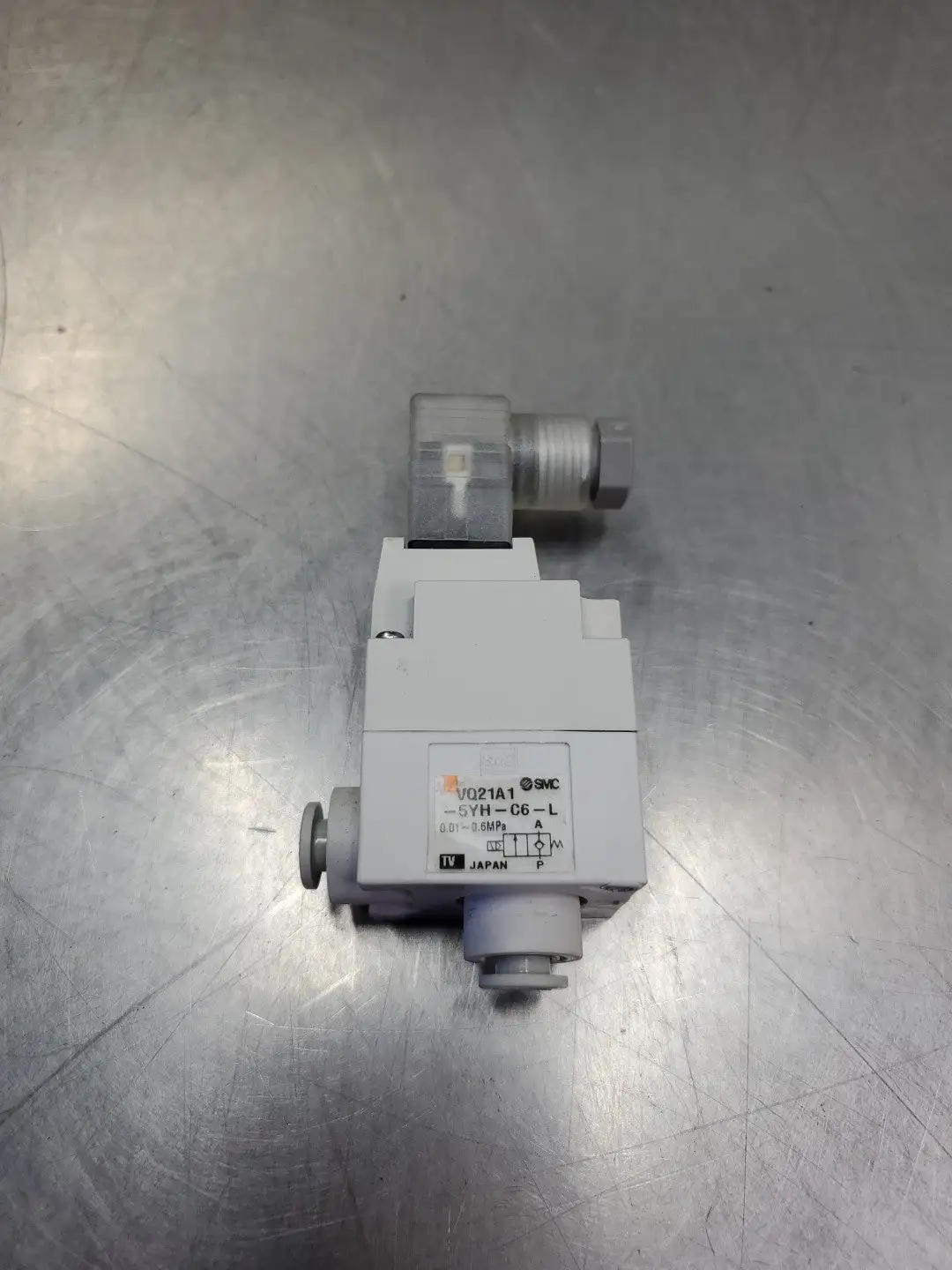 SMC VQ21A1-5YH-C6-L Valve, 0.01~0.6MPa. 6D-2
