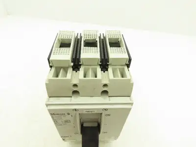 Moeller NZMB2-A250-NA Circuit Breaker 250A 600VAC 3 Pole